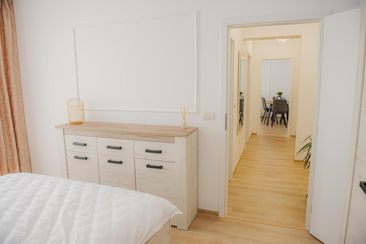 Modern Apartment In Timisoara Ngoại thất bức ảnh