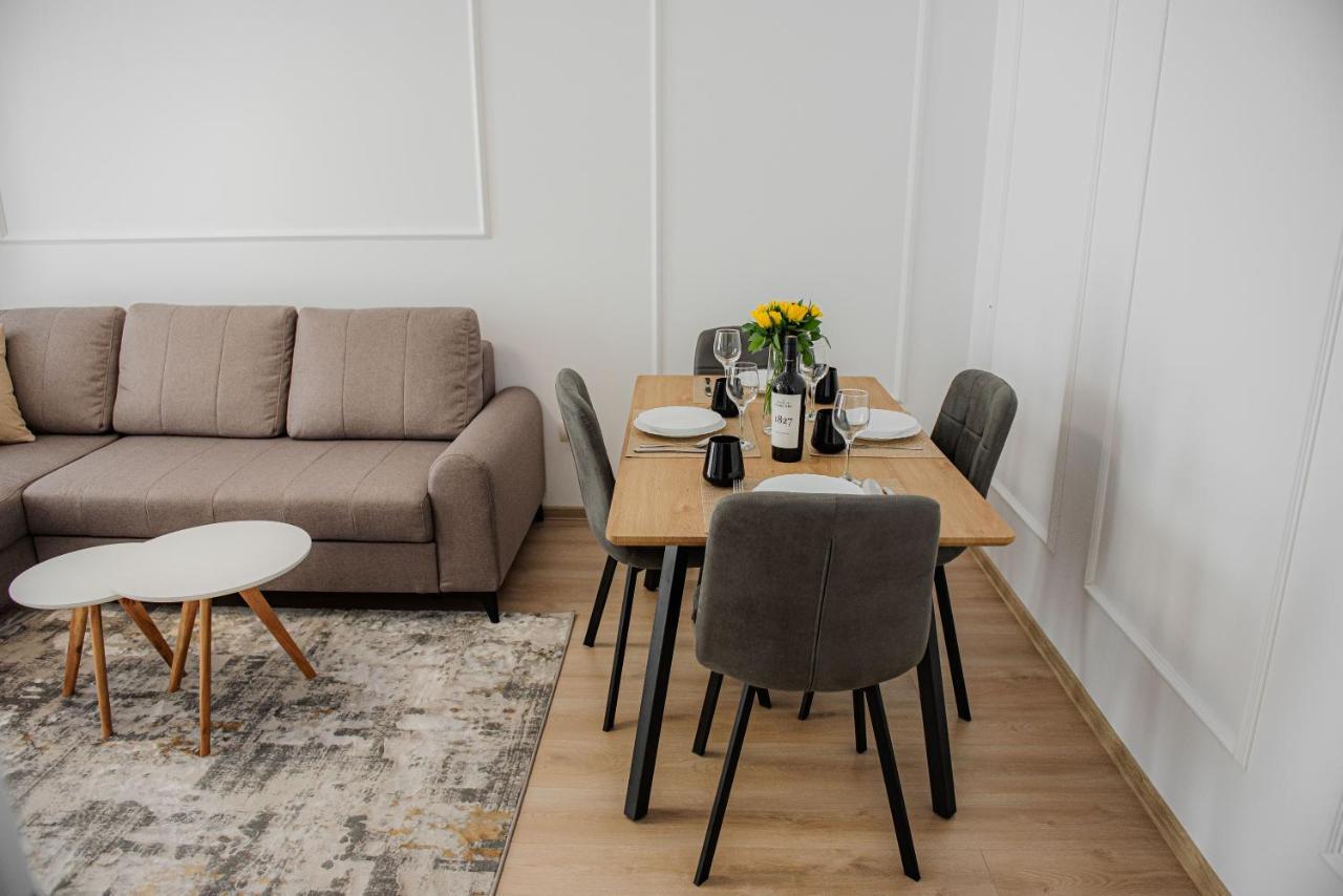 Modern Apartment In Timisoara Ngoại thất bức ảnh