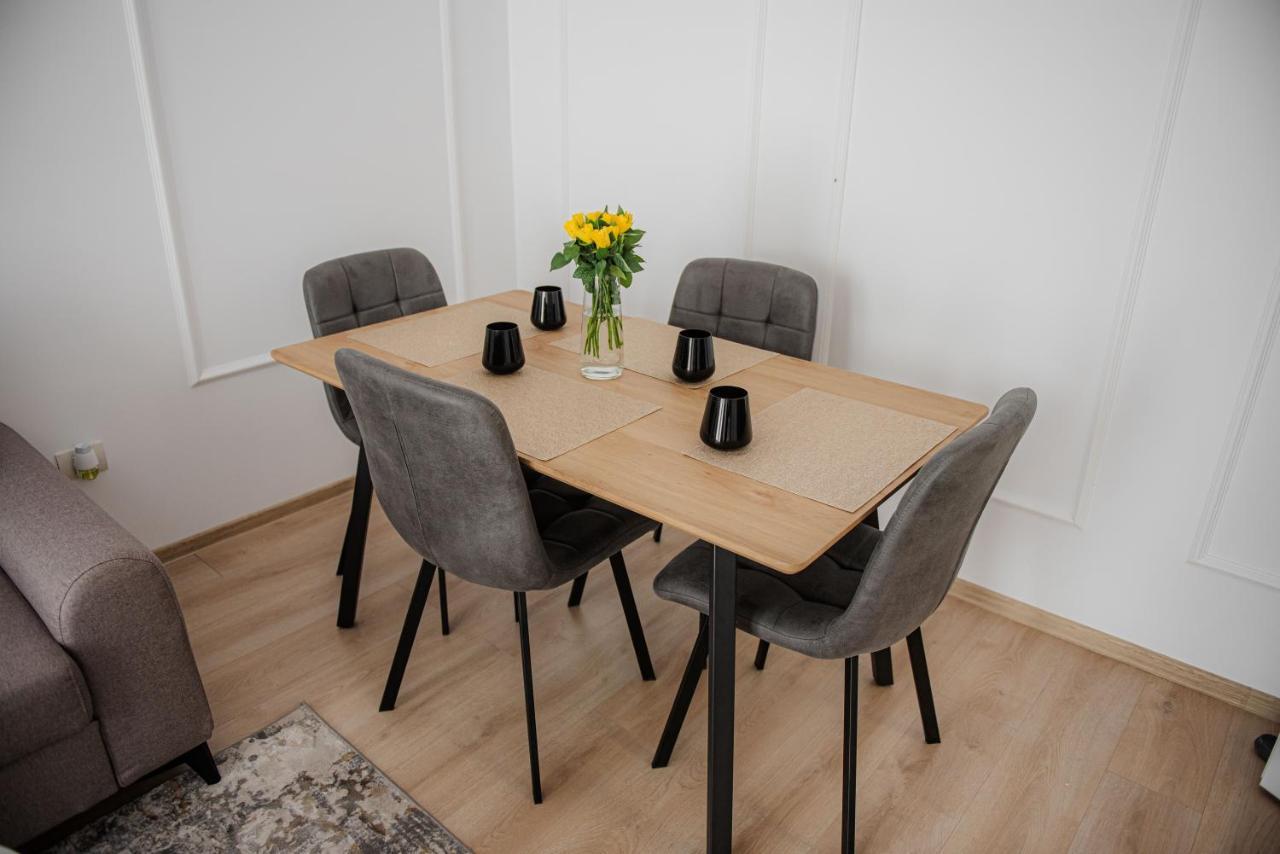 Modern Apartment In Timisoara Ngoại thất bức ảnh