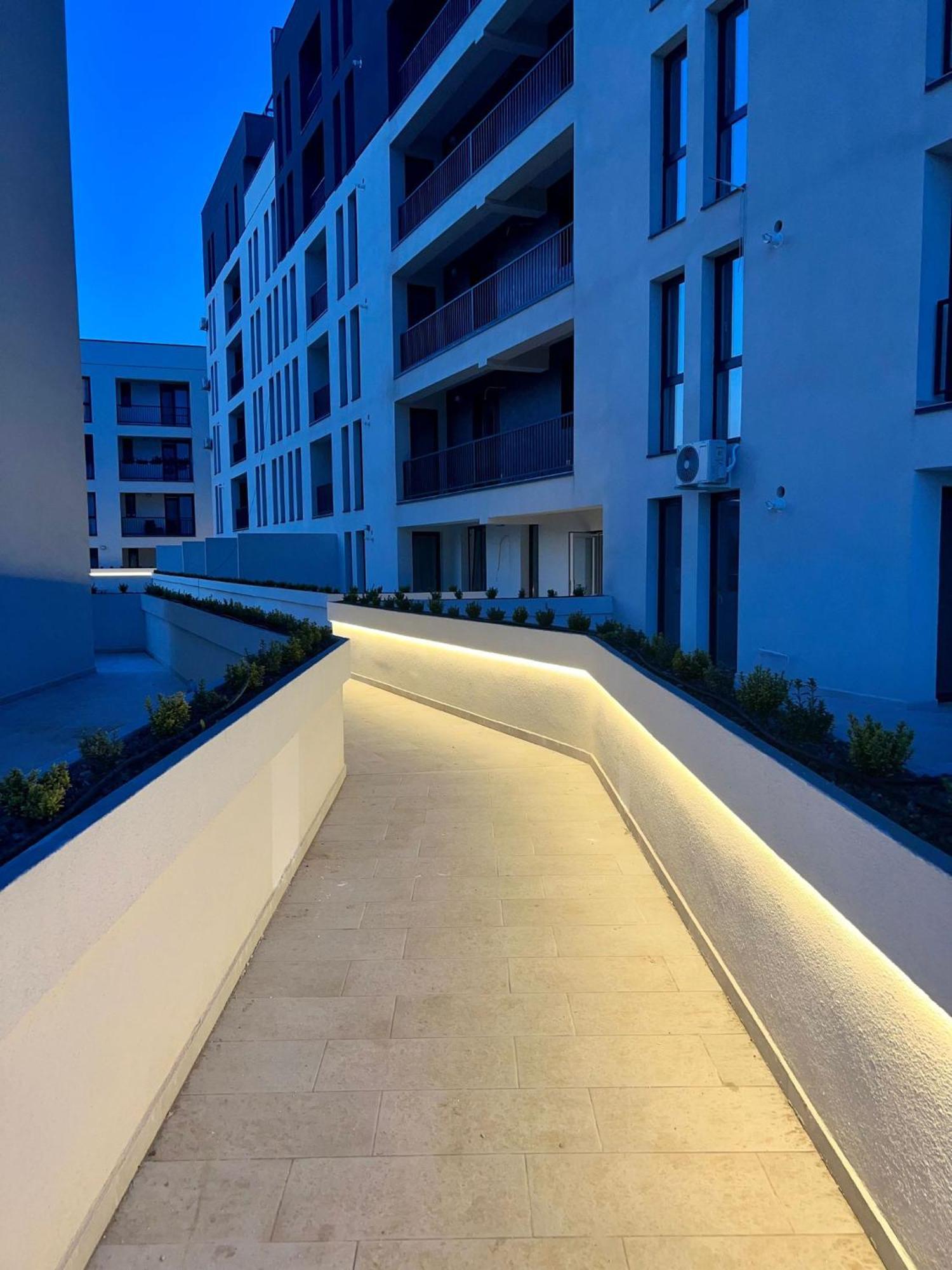 Modern Apartment In Timisoara Ngoại thất bức ảnh
